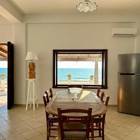 Le Sorelle Sul Mare * Porto Empedocle