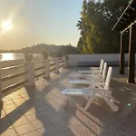 Le Sorelle Sul Mare بورتو إمبيدوكْلي