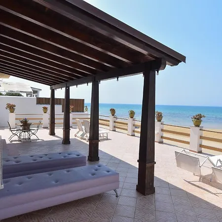 Le Sorelle Sul Mare Villa