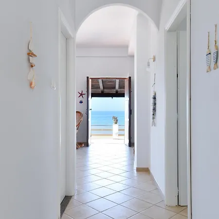 Villa Le Sorelle Sul Mare *