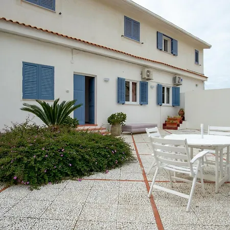 Le Sorelle Sul Mare Villa